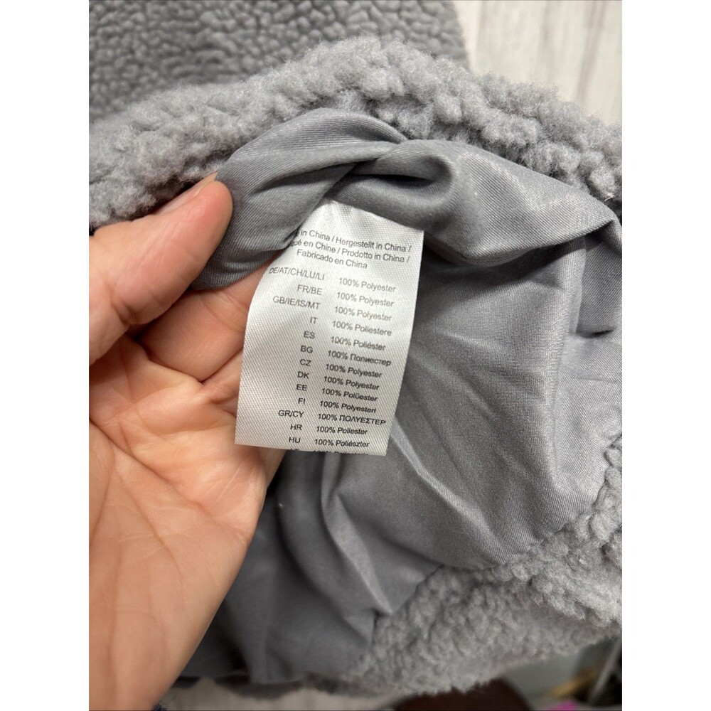 Taylor Swift Speak Now TV Koi Fleece Jacket XL EUC - Picture 3 of 5